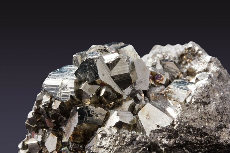 ▲澳洲一對淘金夥伴挖出全球僅有六顆的稀有隕石，更以570萬元價格賣給當地博物館。（示意圖／取自《Pixabay》）