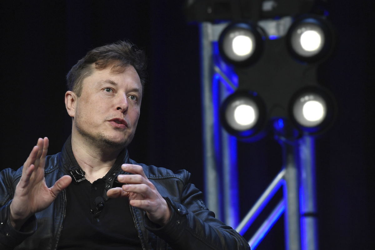 ▲美國電動車大廠特斯拉（Tesla）執行長馬斯克（Elon Musk）告訴投資人，公司總部將從加州矽谷搬到德州。資料照。（圖／美聯社／達志影像）
