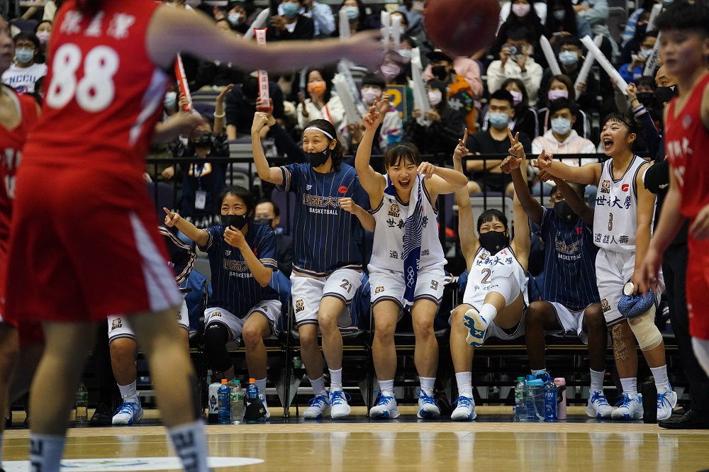 ▲世新大學以跨季23連勝完成二連霸。（屠／大專體總提供）