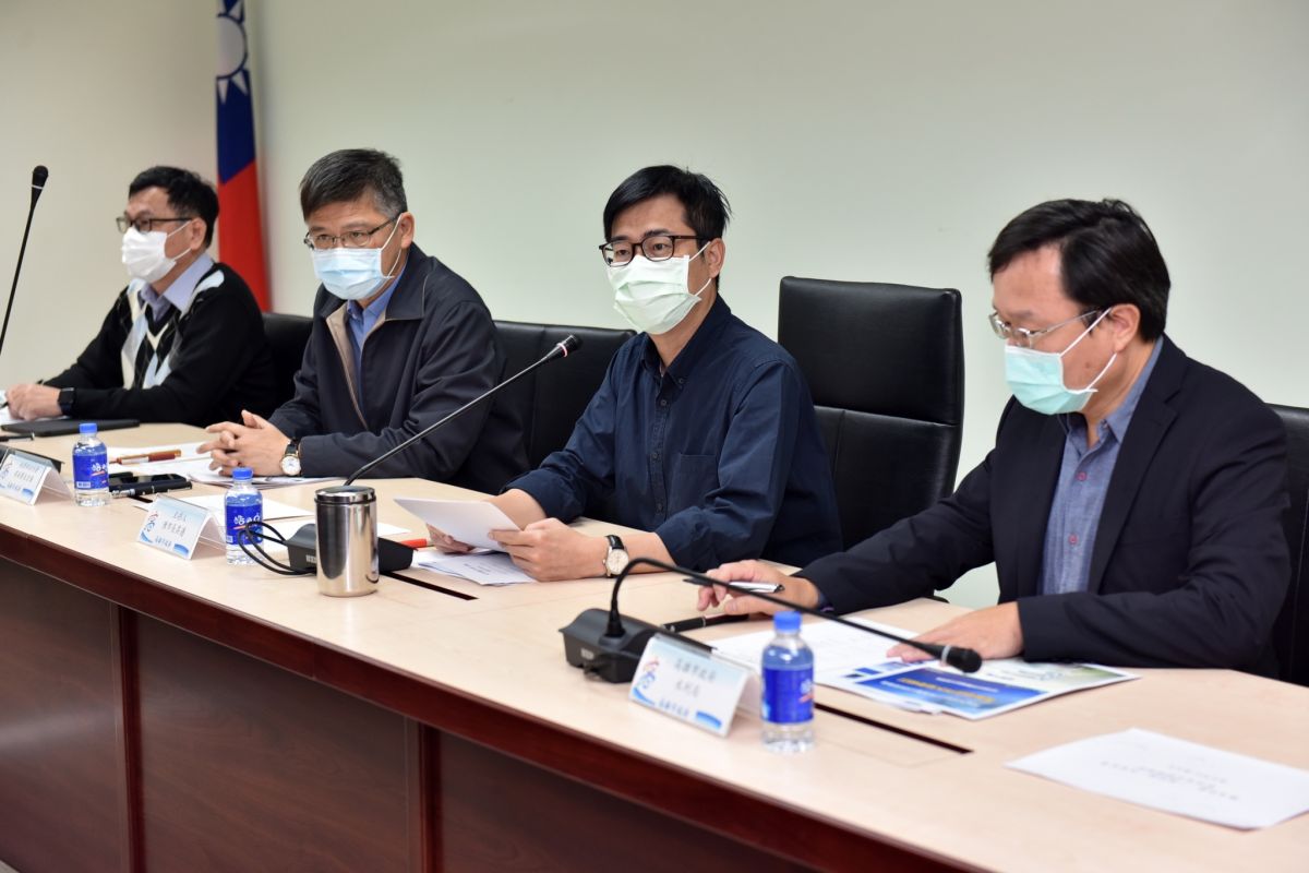 ▲臺鐵太魯閣號花蓮今天上午發生重大交通事故造成嚴重傷亡，高雄市長陳其邁獲悉後立即要求消防、衛生局準備好救災、醫療資源，隨時配合中央調度前往花蓮救援太魯閣號事故。(圖／Nownews資料照片)

