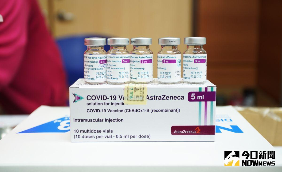 ▲部立桃園醫院賦配400劑疫苗，安排登記接種醫護人員分今、明2天進行施打。（圖／記者李春台攝，2021.03.22）