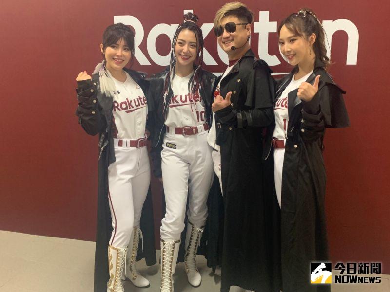 ▲樂天桃猿團長左起壯壯、宋城希、阿誠、Rina。(圖/吳政紘攝)