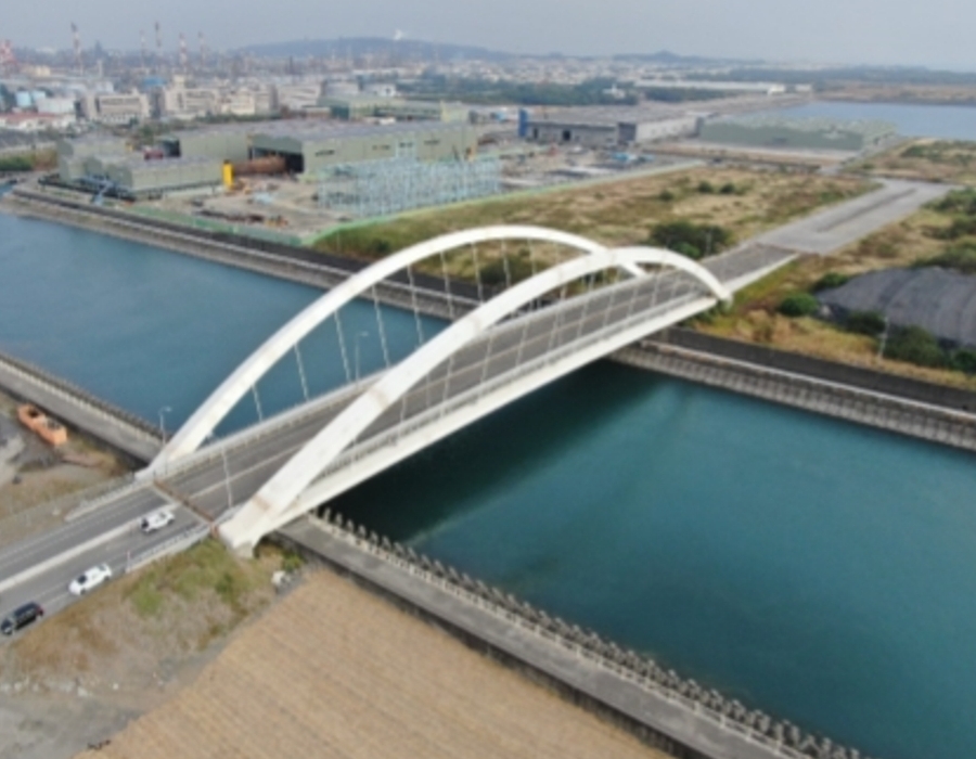 ▲高雄港洲際貨櫃中心南星聯絡橋將於今(110)年底開放通車。(圖／台灣港務公司提供)