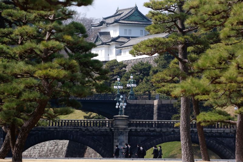東京皇居改建　意外發現400年前江戶城古石牆
