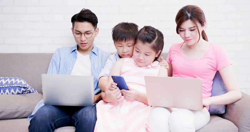 ▲在日常生活中,該如何辨別孩子是乾眼症或是近視?。(圖/shutterstock)