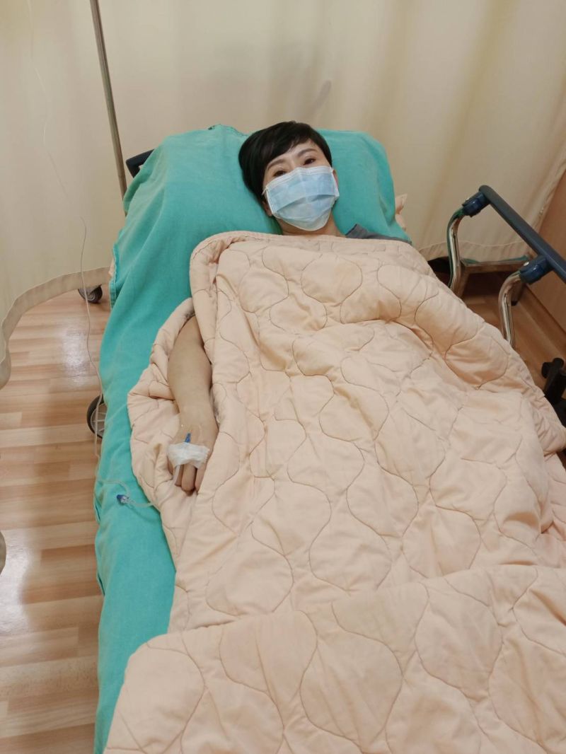 ▲詹雅雯公開看診照,病況曝光。(圖/葛瑞特音樂提供)