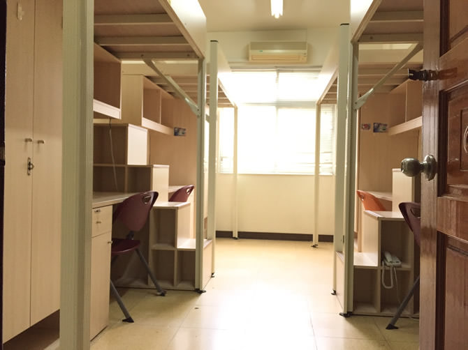 ▲淡大舊有女宿個人空間顯然大過新宿舍許多,賈格只要新宿舍一半以下。(圖/淡大學生議會提供)