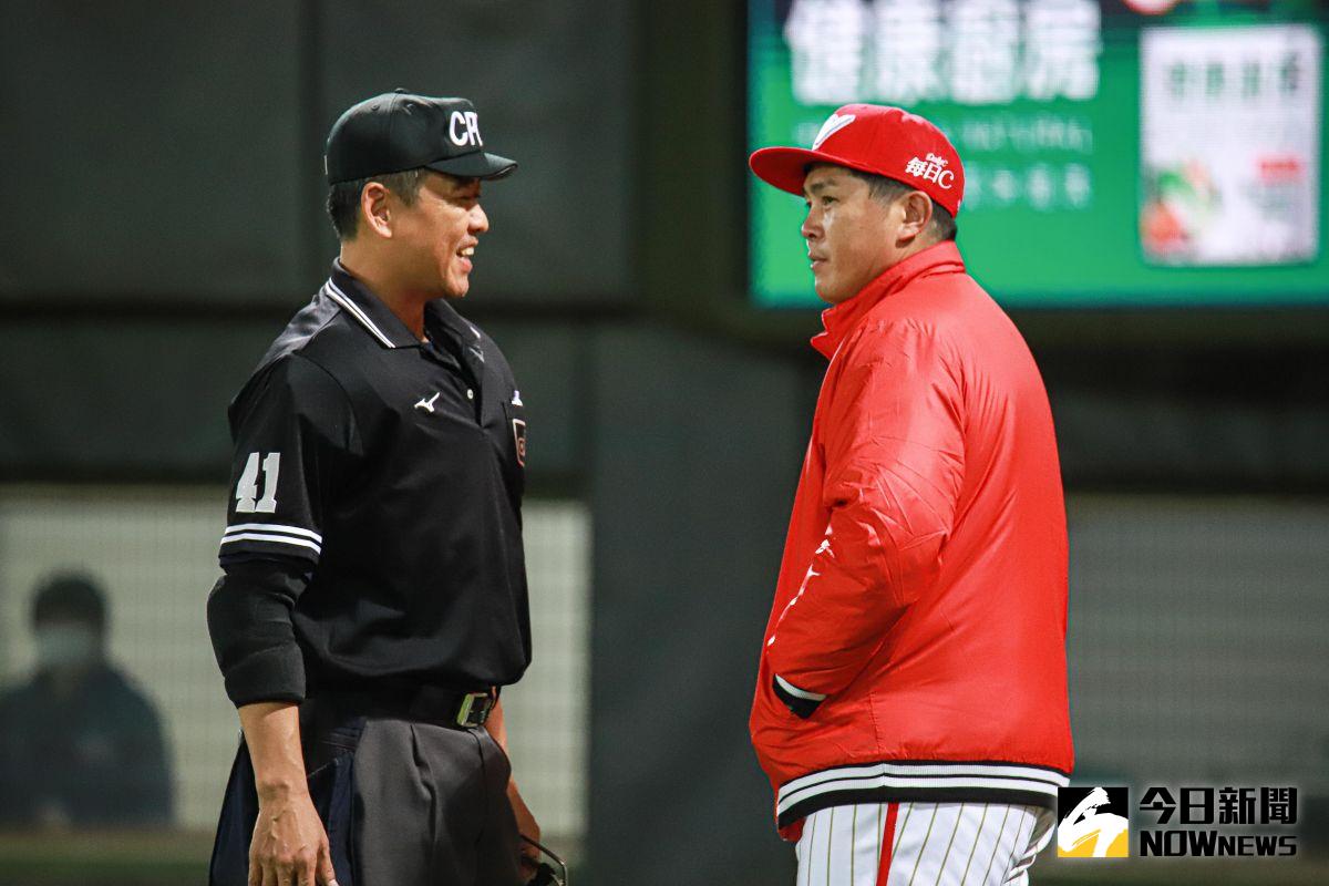 ▲味全龍總教練葉君璋。（圖／記者葉政勳攝 ）