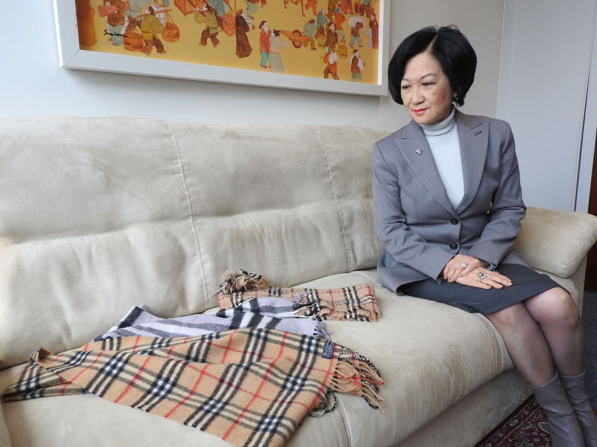 ▲香港立法會議員葉劉淑儀，曾批台灣不是國家，是中國離叛省份，她為聲援新疆棉抵制英國精品（圖，翻攝葉劉淑儀臉書）