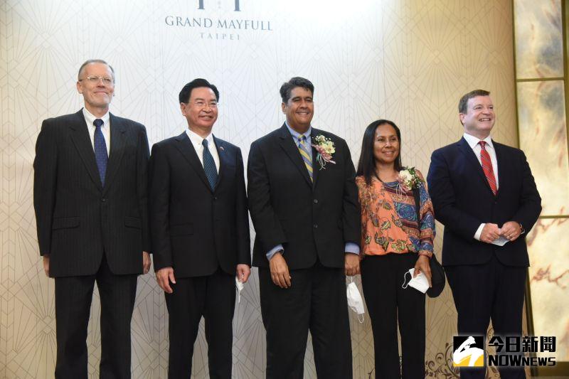 巷仔內/帛琉總統訪台 台美帛合演大歡喜戲碼