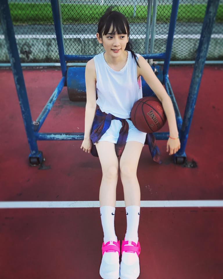 ▲洗菜甜美與帥氣並存,粉絲男女通吃。(圖/洗菜臉書)