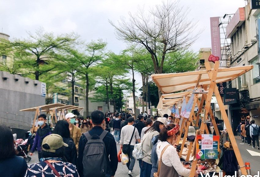 ▲中山站的週末市集！質感系「春暖花開市集」快閃心中山線形公園　超過30攤特色小物讓你每週來尋寶。（圖／WalkerLand）