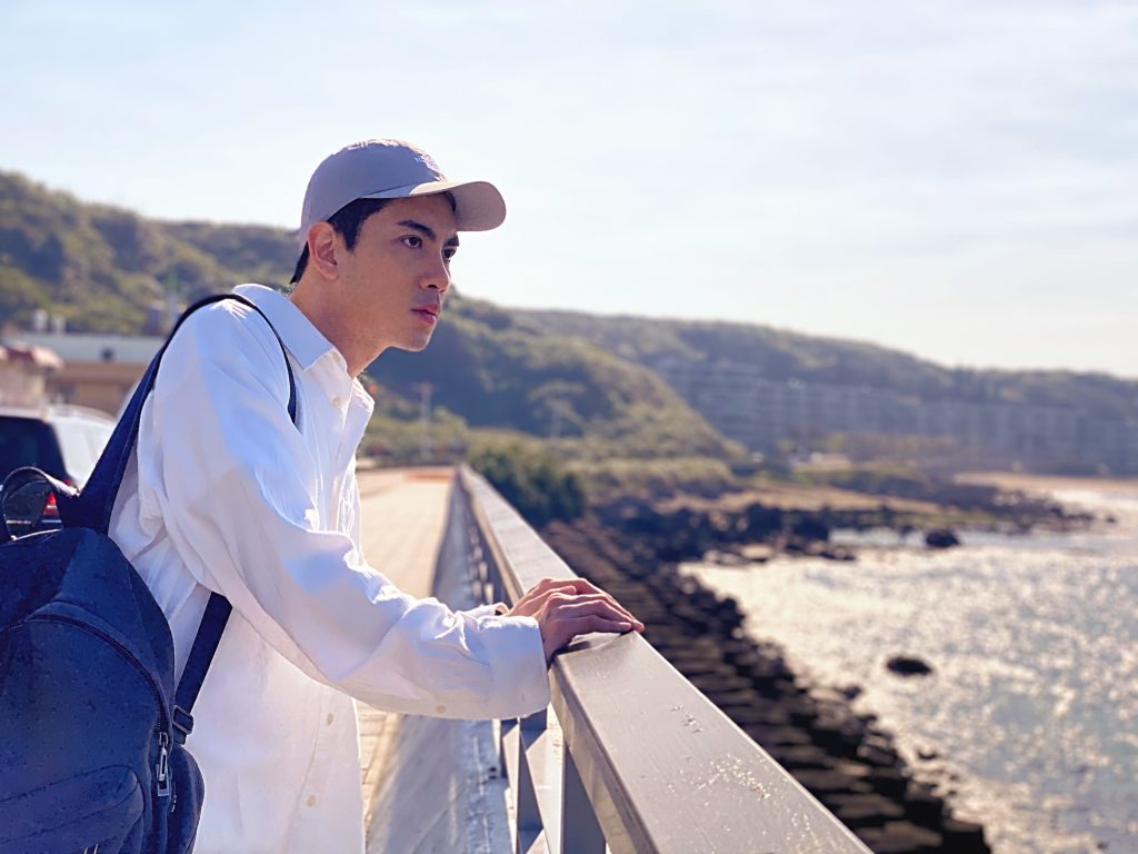  ▲20多歲走過「不對」；30歲後，才有本事看清「對的人」。（圖／蔡侑霖提供）