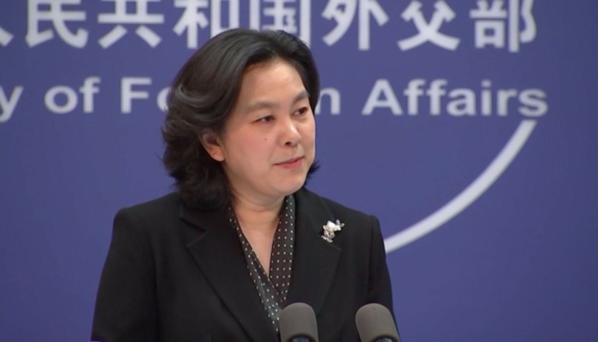 ▲中國外交部發言人華春瑩反問離開北京的《BBC》記者「跑什麼呢？」，強調外媒對中國新疆的報導為抹黑。（圖／翻攝自影片）