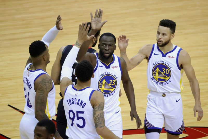 NBA／Curry大爆發！勇士團隊狂轟27記三分　刷新隊史紀錄