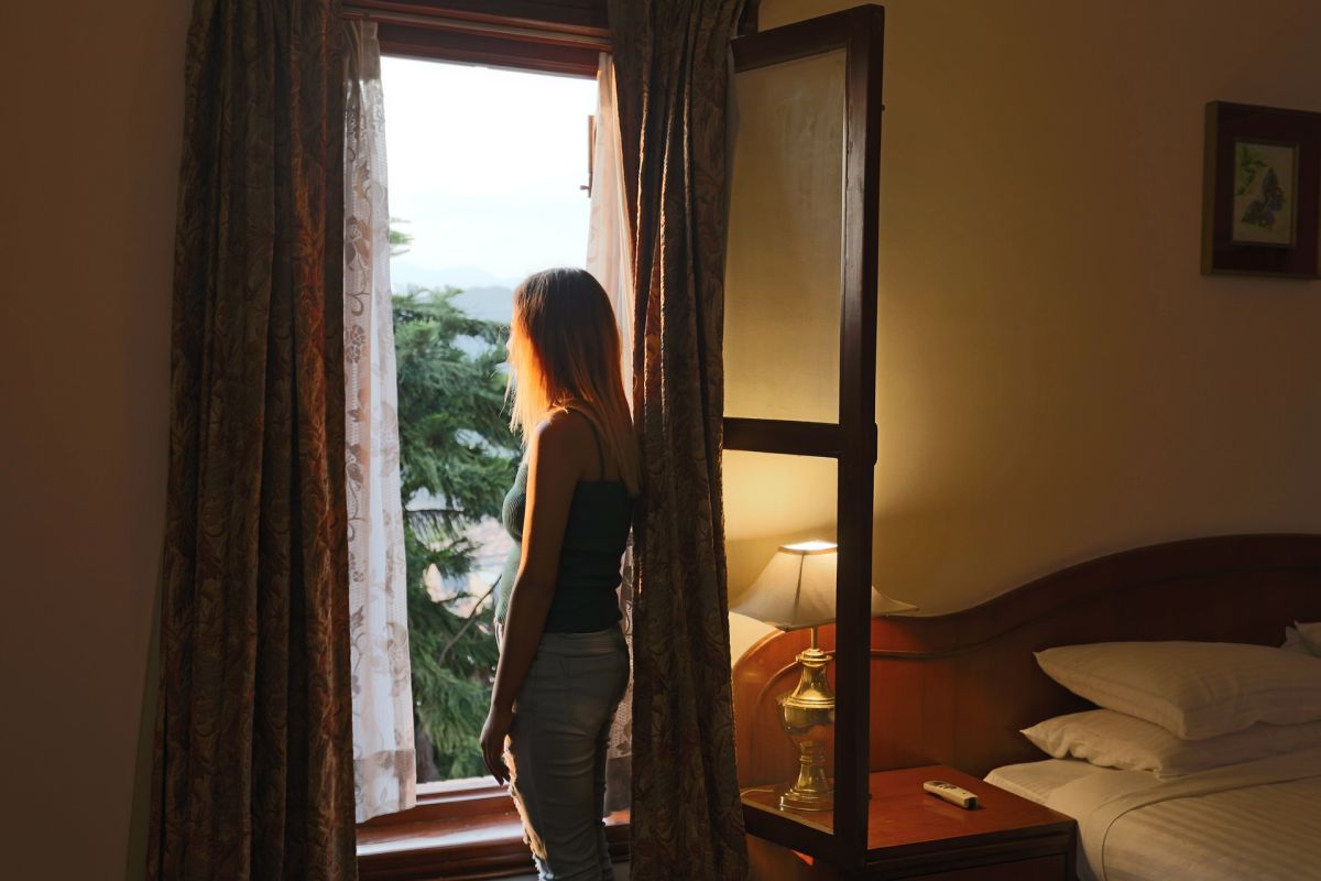 ▲獨居者有許多生活「眉角」，近日有網友盤點多項防範建議，其中一條「別在超商買冰淇淋」掀起熱議。（示意圖，取自《Pixabay》）