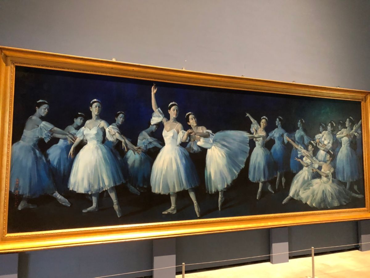 ▲陳輝東巨幅畫作「舞蹈」（圖／記者林怡孜攝，2021,04,03）