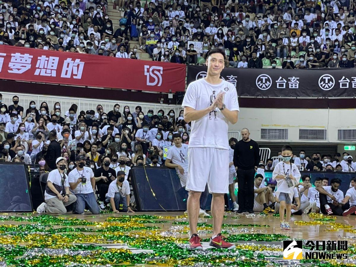 ▲田壘退役儀式。（圖／吳忠育攝）
