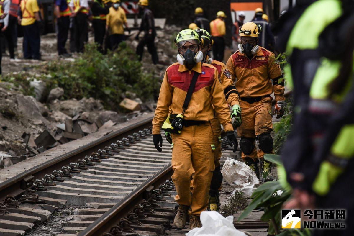 ▲太魯閣號2日發生出軌意外，釀成50死、202人輕重傷的慘劇。（圖／記者陳明安攝，2021.04.04）