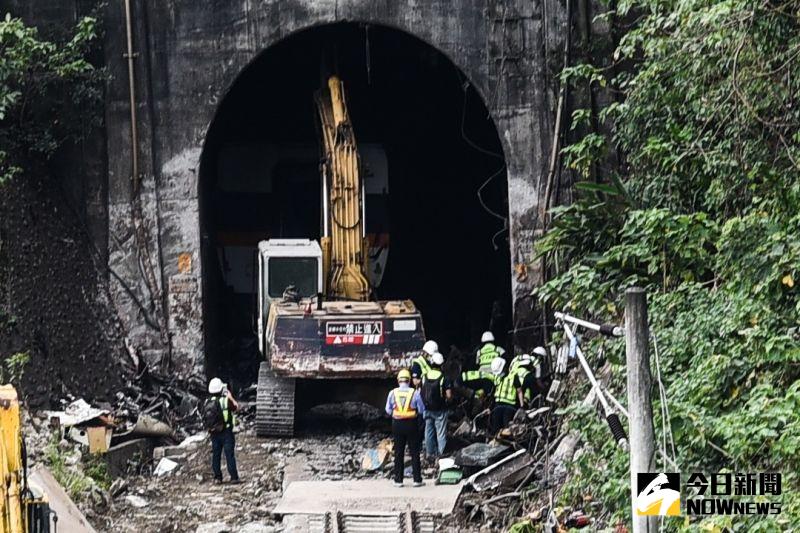 ▲台鐵太魯閣號2日發生重大出軌事故,目前已釀成50死、200多人輕重傷的慘劇。(圖/記者陳明安攝,2021.04.04)