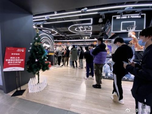▲在專業羽球領域中，李寧目前以14%至17%的全球市占率穩居世界第二，品牌憑藉著旗下頂尖的「䨻科技」與極高性價比，正全面對抗日本龍頭優乃克。（圖／翻攝自李寧零售官方微博）