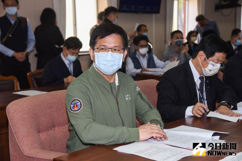 ▲太魯閣號事故發生後,交通部長林佳龍便提出辭呈,他12日表示,希望長官成全。(圖/記者陳明安攝,2021.04.07)