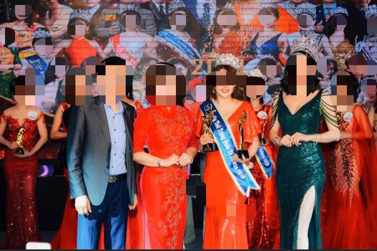 ▲崔女在台期間身上穿的都是名牌,還參加同鄉選美比賽,為掩飾其真實身分,儼如台版《神鬼交鋒》電影情節。(圖/桃園市專勤隊提供)