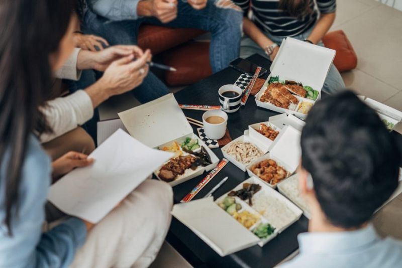 將創意融入餐桌學　筷子包裝廣告與你直球對決！
