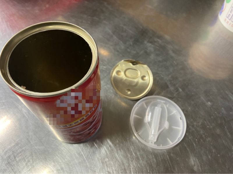 ▲近日就有網友表示「八寶粥內附的湯匙是不是沒有用?」。(圖/翻攝自PTT)