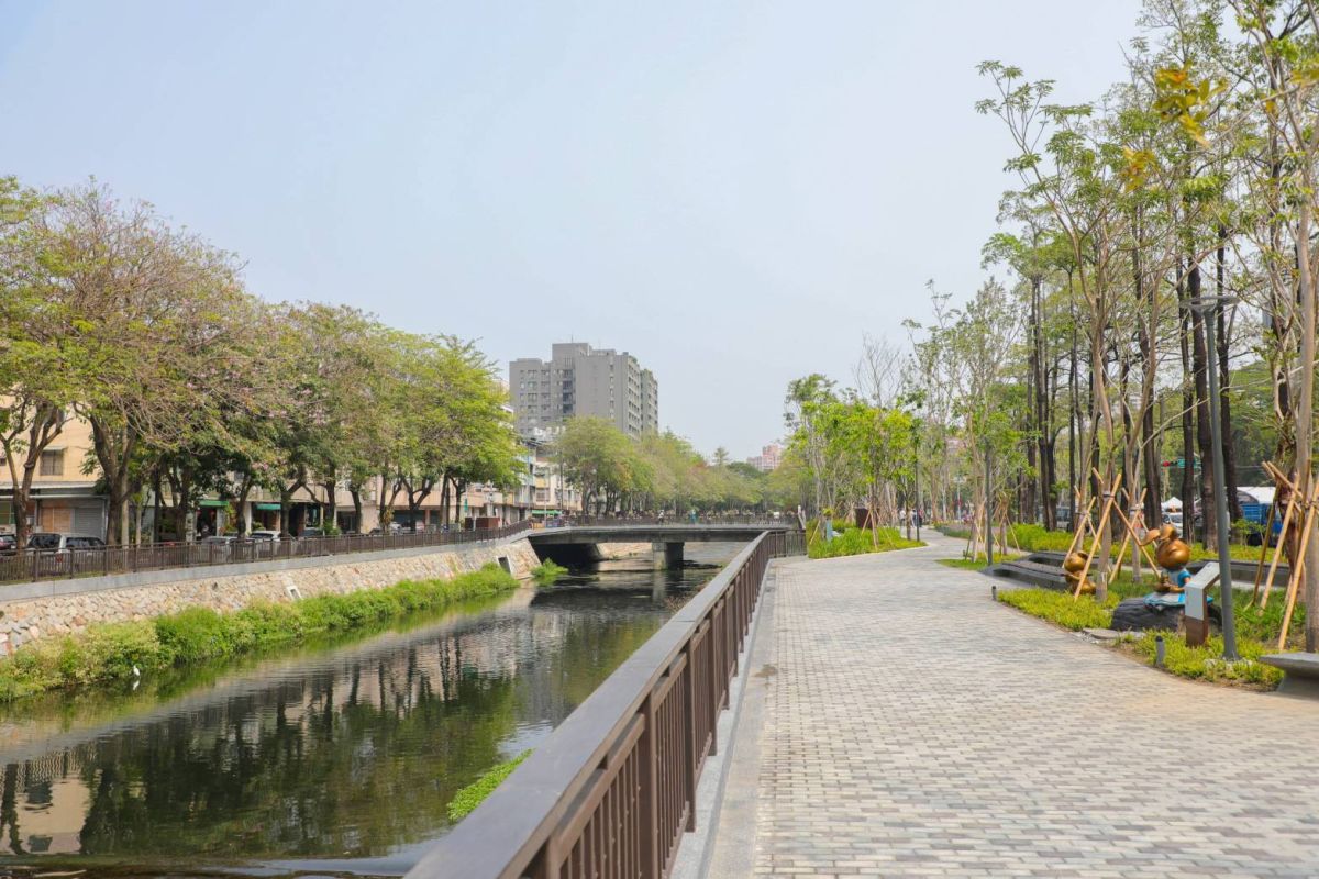 ▲「綠川」貫穿中、西及南區，河道長5.7公里，綠色工法整治，延伸至南區，包括興大段、長春運動中心段及綠空鐵道段啟用(圖／水利局提供2021.4.14)