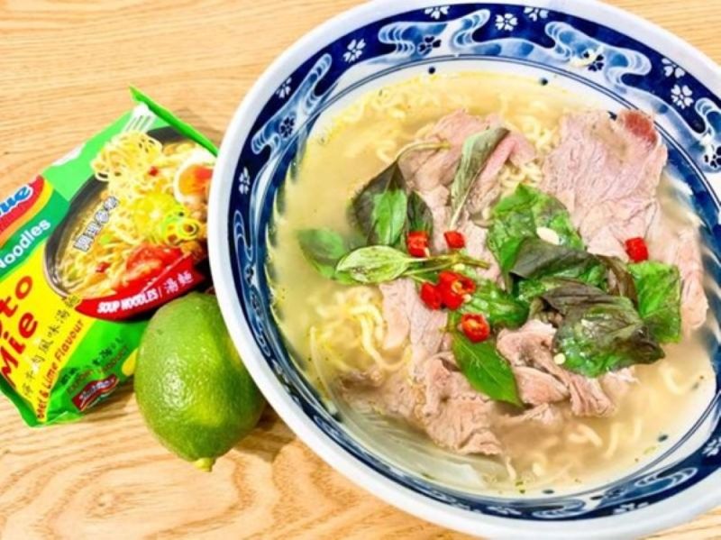 ▲青檸牛肉風味湯麵煮法獨別有別一般泡麵,曾引發網友一陣熱議。(圖/NOWnews