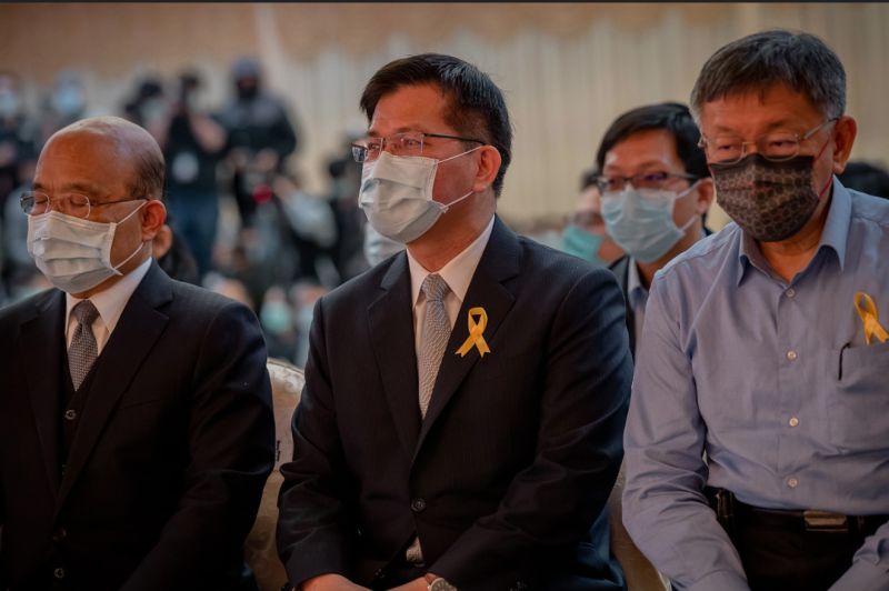 ▲行政院長蘇貞昌准許交通部長林佳龍辭呈後,今兩人公開同場合,兩人都沒回應媒體問題。(圖/總統府提供)