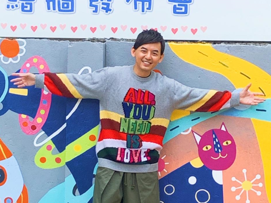 ▲何孟遠劈腿采子代價慘痛，黃子佼呼籲年輕人珍惜舞台。（圖／和泰產險）