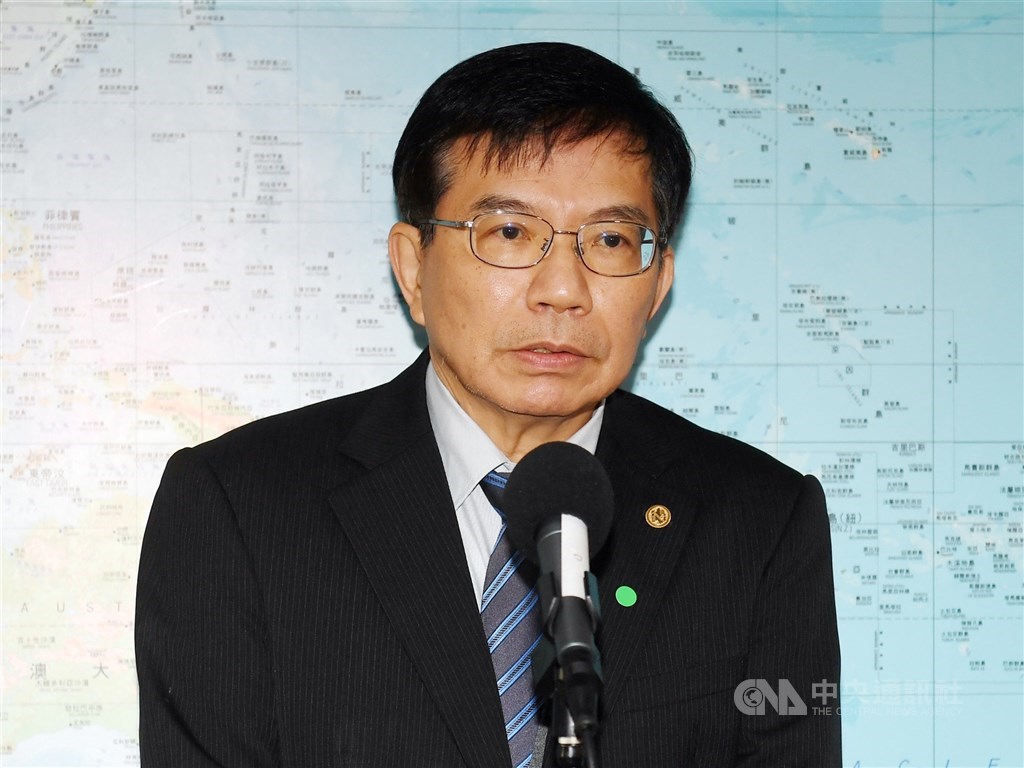 ▲交通部長林佳龍因台鐵太魯閣號事故請辭獲准，現任政務次長王國材（圖）可望升任。（中央社檔案照片）