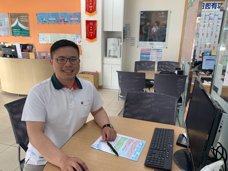 ▲信義房屋南大店店長侯景祥電機系出身,與竹科消費者談話有共鳴。(圖/NOWnews資料照片)