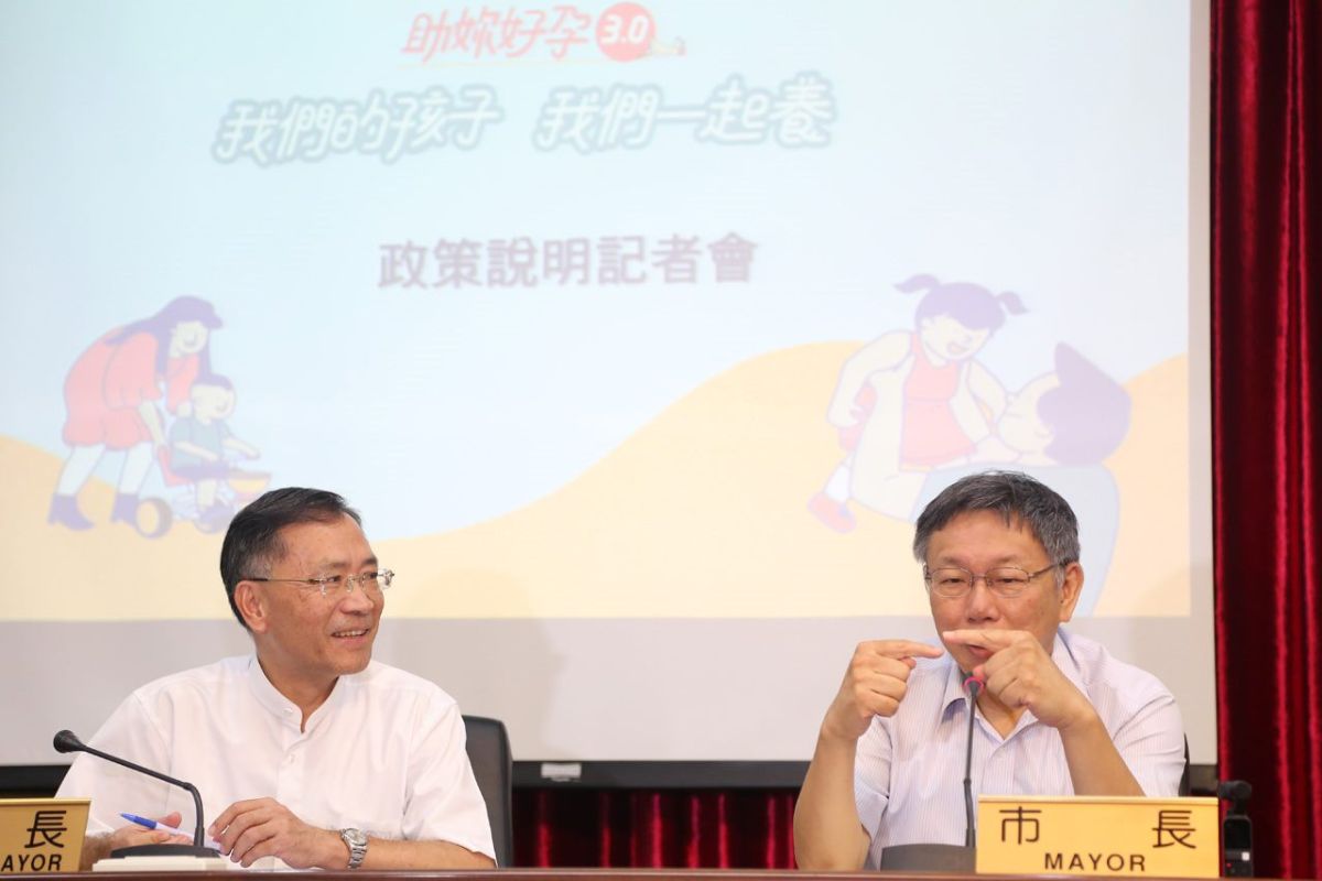 ▲台北市長柯文哲13日透露，自己前一晚有去加護病房探望中風深度昏迷的蔡炳坤，並表示以自己的專業知識，醫生該做的都有做、該給的醫療也都給了。（資料照／台北市政府提供）