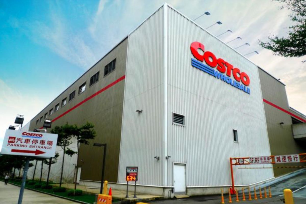 ▲原PO發現好市多近日上架一款甜點,名稱叫「乳酪糖霜肉桂捲」,豈料貼文一出,網友全暴動。(示意圖/公關照片)
