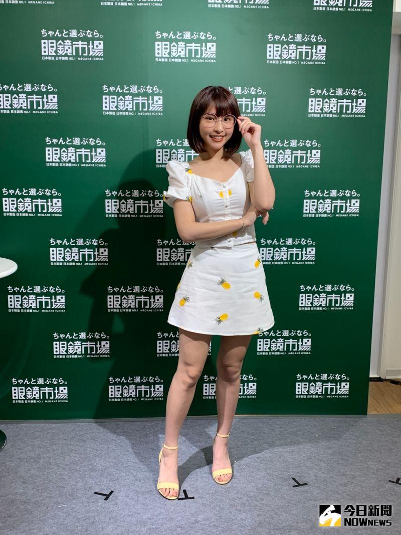 ▲峮峮自認身材「肉肉」,希望能夠再減3公斤。(圖/記者朱曼寧攝影)