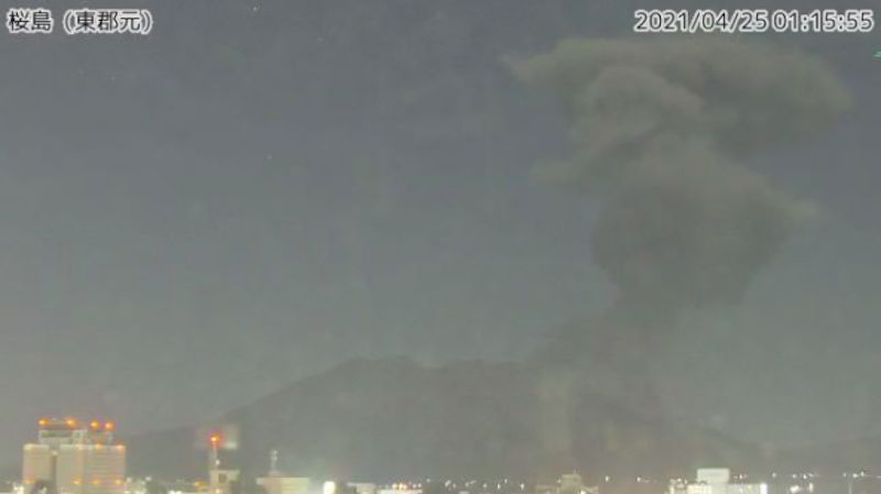 日本櫻島火山噴發　火山碎屑流距離創10年紀錄
