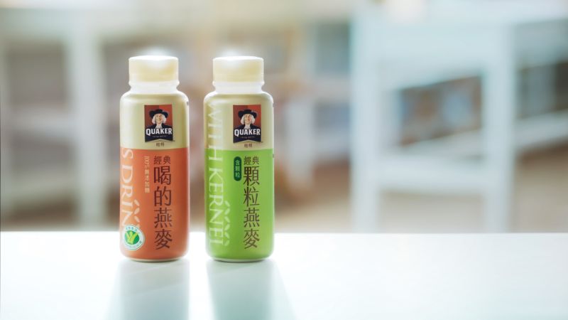 ▲桂格喝的燕麥(原味)有國家雙效健康認證，富含燕麥營養