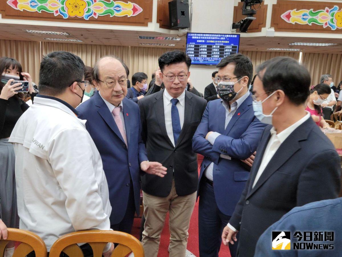 ▲立法院財政委員會28日針對國務機要費除罪修正草案進行審查，遭國民黨杯葛。（圖／記者劉育辰攝，2021.04.28）