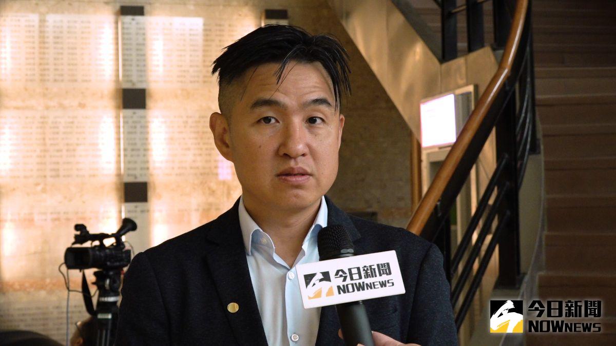 ▲針對駐日大使謝長廷近日針對核廢水言論惹議一事，時代力量國際中心主任、前外交官劉仕傑表示，以自己的經驗來說會先向上請示。（圖／記者陳明安攝，2021.04.28）