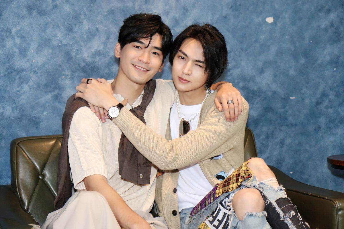 ▲涂善存（左）、陳立安飾演「呈仁」CP。（圖／LINE TV提供）