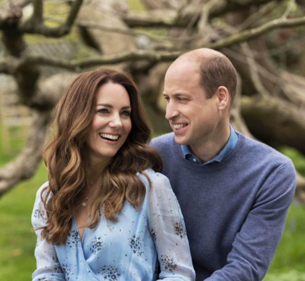 ▲英國威廉王子和妻子凱特今天慶祝結婚10週年，在官方推特發布新照片，紀念「錫婚」。（圖／取自kensingtonroyal IG）