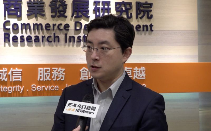 ▲商研院商業發展與策略研究所所長朱浩建議,百貨還是要善用與分析會員資訊,才能精準提供服務、產生消費,否則太大材小用。(圖/攝影記者葉政勳攝)