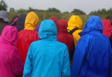 ▲有位人妻抱怨，老公「寧願淋雨回家也死不穿雨衣」，直言不懂他在想什麼，意外引發討論。（示意圖／翻攝自Pixabay）