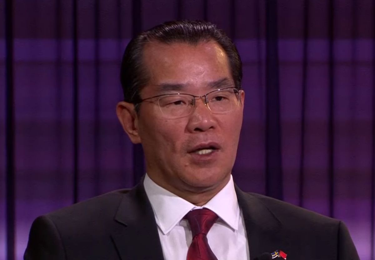 ▲中國駐瑞典大使桂從友近日接受瑞典電視台訪問，被問到有關威脅瑞典記者悠野一事。（圖／擷取自影片片段）