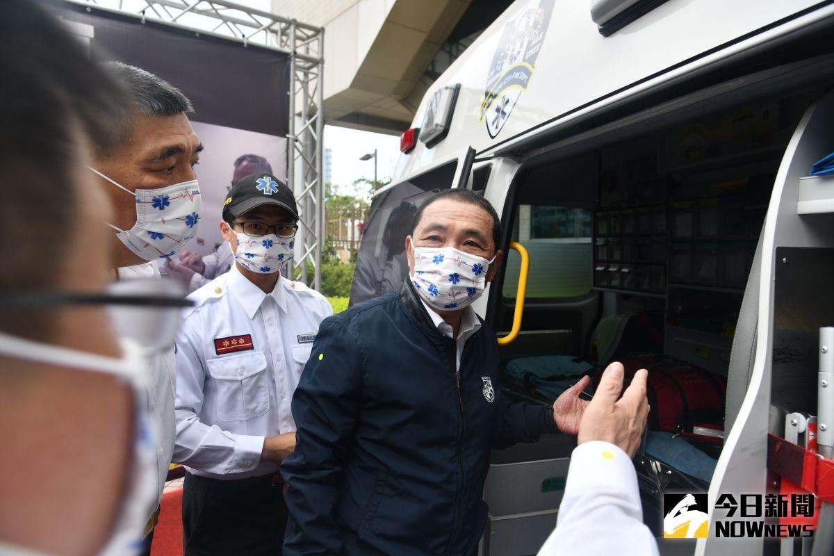 ▲前衛生署長楊志良3日受訪時，質疑衛福部長陳時中做錯事；對此，新北市長侯友宜認為，共同面對問題、解決問題。（圖／記者陳志仁攝，2021.05.03）