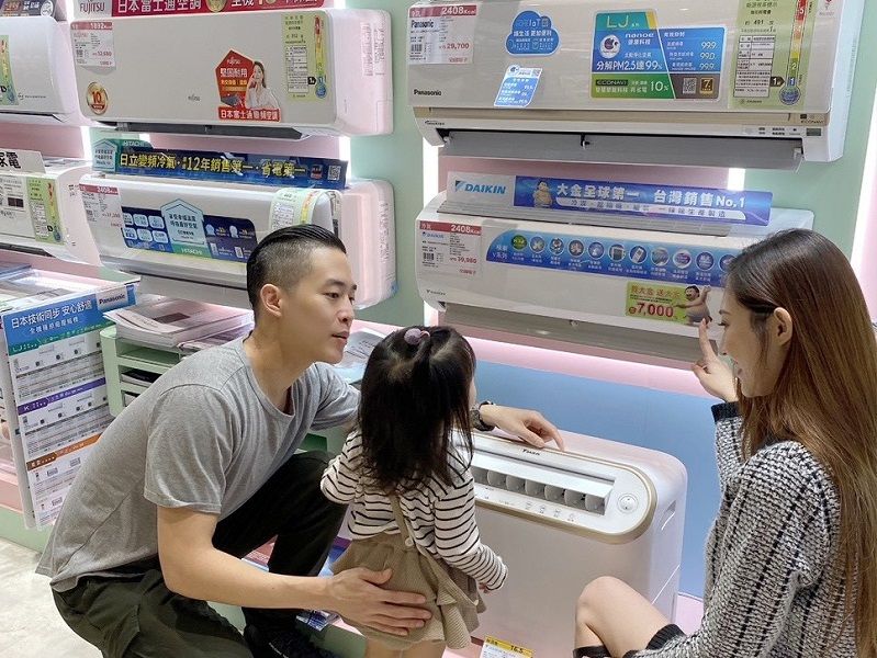 ▲全國電子全館產品傾巢而出,要用貼心優惠讓媽咪感動一整年。(圖/品牌提供)
