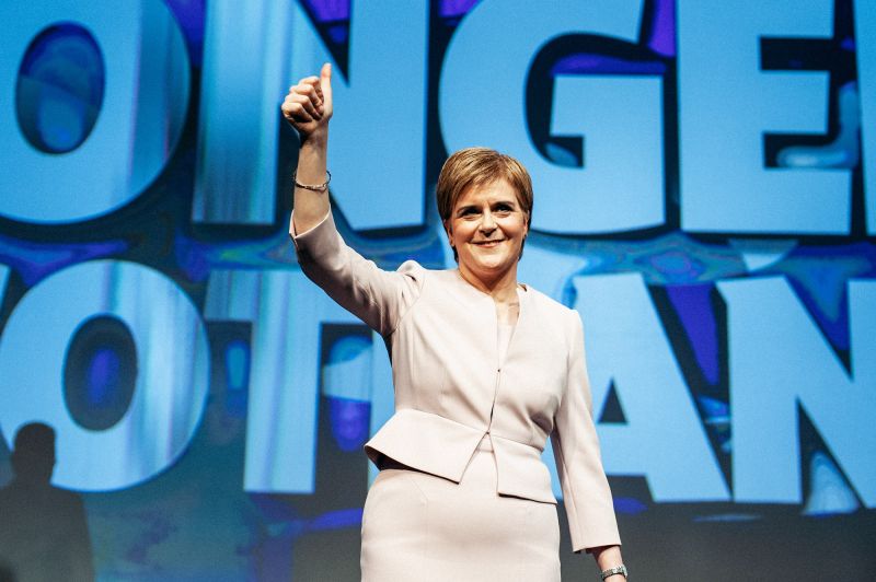 ▲蘇格蘭民族黨今天第4度贏得議會大選，且僅差1席就能取得絕對多數。圖為民族黨黨魁施特金（Nicola Sturgeon）。（圖／翻攝自蘇格蘭民族黨（Scottish NationalParty, SNP）官方Twitter）